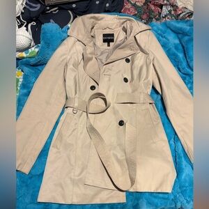 Express Women’s Trench Coat – Beige Double-Breasted Belted Medium